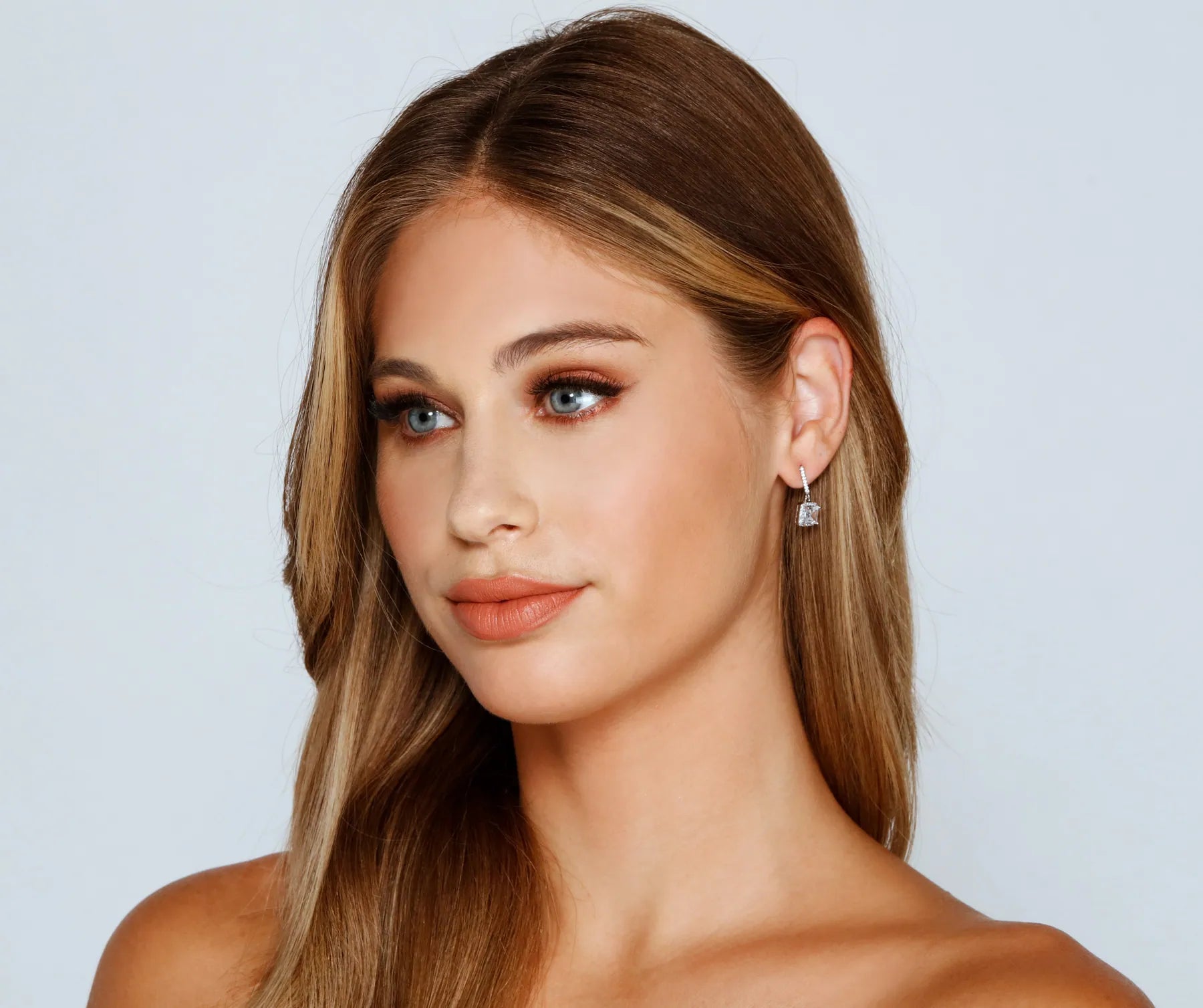 "Work - appropriate dresses for professional women"Timeless Elegance Cubic Zirconia Earrings "Work - appropriate dresses for professional women"Timeless Elegance Cubic Zirconia Earrings