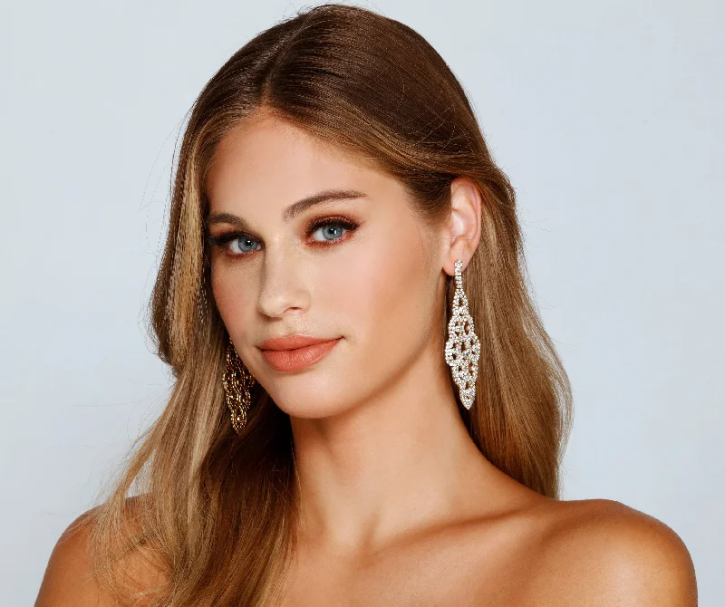 "Comfortable maternity dresses for pregnant women"Turn Up The Shine Chandelier Earrings "Comfortable maternity dresses for pregnant women"Turn Up The Shine Chandelier Earrings